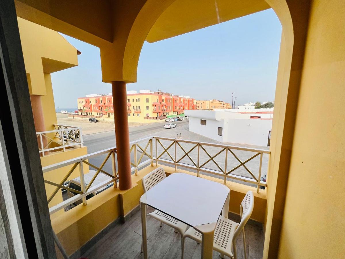 Modern Apartment With Sea Views In Corralejo Exterior photo