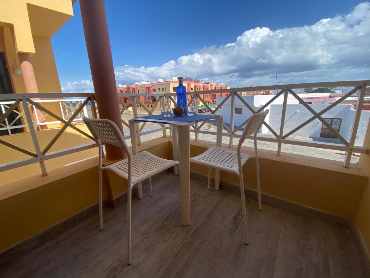 Modern Apartment With Sea Views In Corralejo Exterior photo
